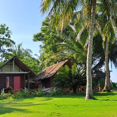 Bungalow Karimunjawa Exterior photo